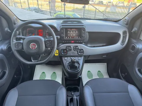 Fiat Panda 1.0 firefly hybrid Sport s&s 70cv 5p.ti - Immagine 7