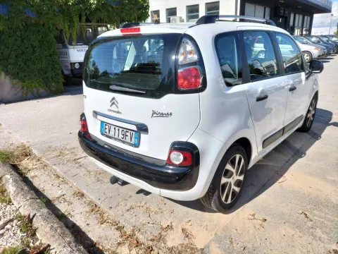 Citroen C3 Picasso 1.4 vti Seduction FL - Immagine 2