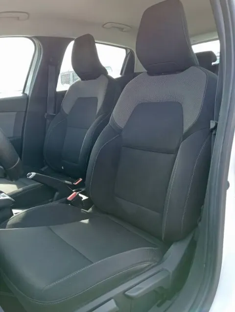 Renault Clio 1.5 blue dci Business 85cv - Immagine 17