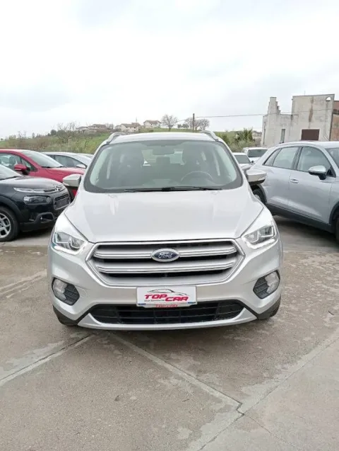 Ford Kuga 2.0 tdci Stealth s&s 2wd 120cv powershift - Immagine 2