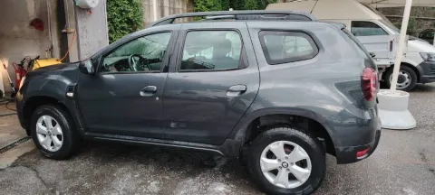 Dacia Duster 1.5 blue dci Comfort 4x4 s&s 115cv my19 - Immagine 2