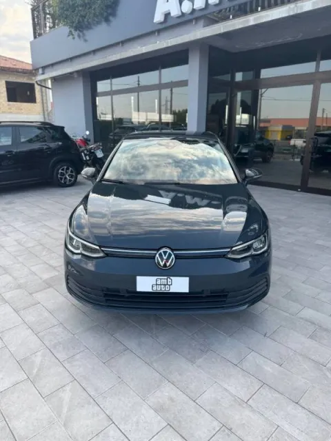 Volkswagen Golf 2.0 tdi Life 115cv dsg - Immagine 2