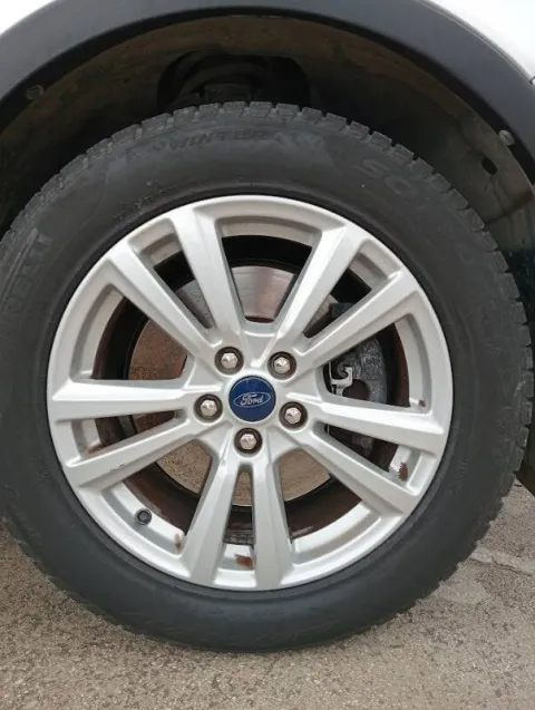 Ford Kuga 2.0 tdci Stealth s&s 2wd 120cv powershift - Immagine 17