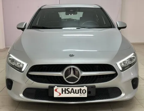 Mercedes A 180 d Business Extra auto - Immagine 2