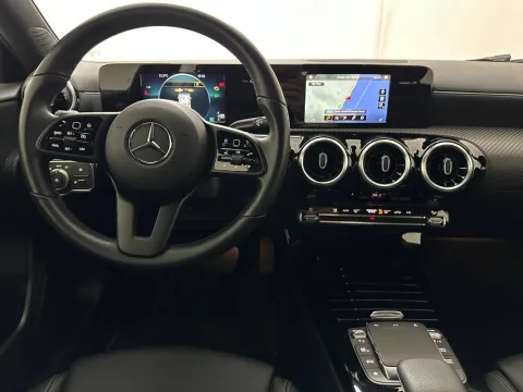 Mercedes A 180 d Business Extra auto - Immagine 13