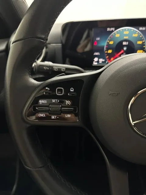 Mercedes A 180 d Business Extra auto - Immagine 14