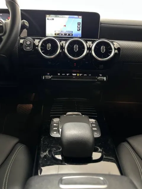 Mercedes A 180 d Business Extra auto - Immagine 19