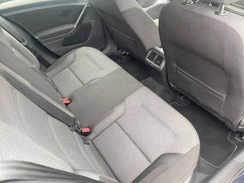 Volkswagen Golf Variant 1.6 tdi (btdi) Comfortline Business 110cv dsg - Immagine 21