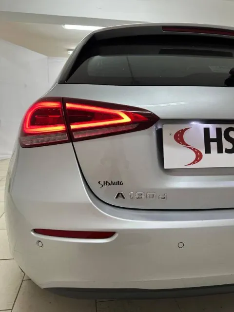 Mercedes A 180 d Business Extra auto - Immagine 30