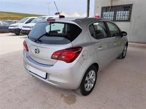 Opel Corsa 5p 1.4 Advance 75cv my18.5 - Immagine 7