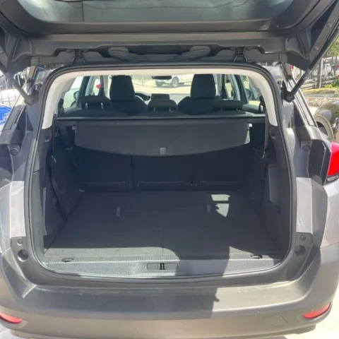 Peugeot 5008 1.5 bluehdi Allure s&s 130cv 7p.ti eat8 - Immagine 12