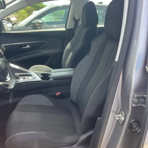Peugeot 5008 1.5 bluehdi Allure s&s 130cv 7p.ti eat8 - Immagine 15