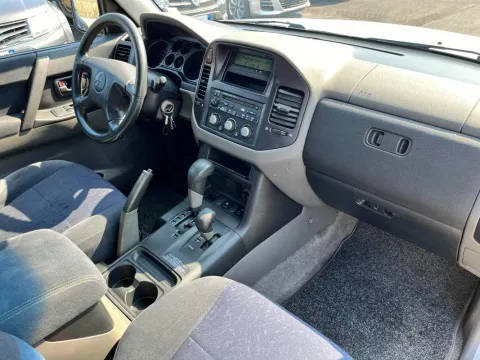 Mitsubishi Pajero 5p 3.2 tdi 16v di-d GLS-2 auto - Immagine 11
