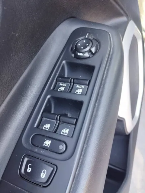 Jeep Renegade 1.6 mjt Limited fwd 120cv E6 - Immagine 14