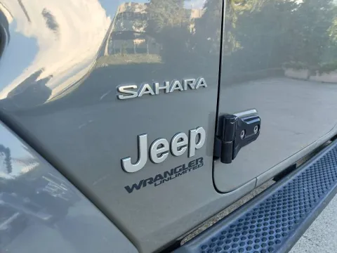 Jeep Wrangler Unlimited 2.2 mjt II Sahara auto - Immagine 9