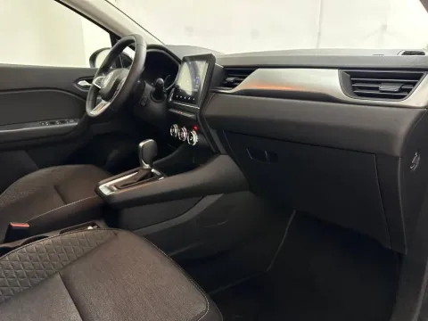 Renault Captur 1.6 E-Tech hybrid Business 145cv auto - Immagine 10