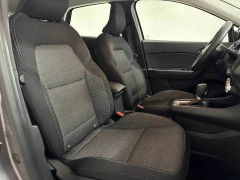 Renault Captur 1.6 E-Tech hybrid Business 145cv auto - Immagine 23