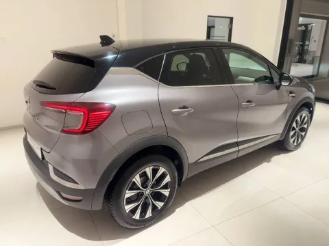 Renault Captur 1.0 tce Techno 90cv - Immagine 4