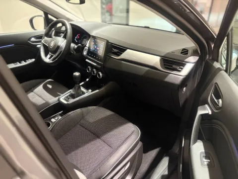Renault Captur 1.0 tce Techno 90cv - Immagine 17