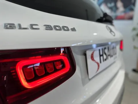 Mercedes GLC 300 d Premium Plus 4matic auto - Immagine 32