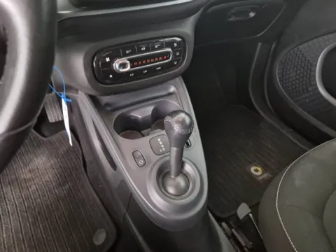 Smart Fortwo 1.0 Passion 71cv twinamic my18 - Immagine 12