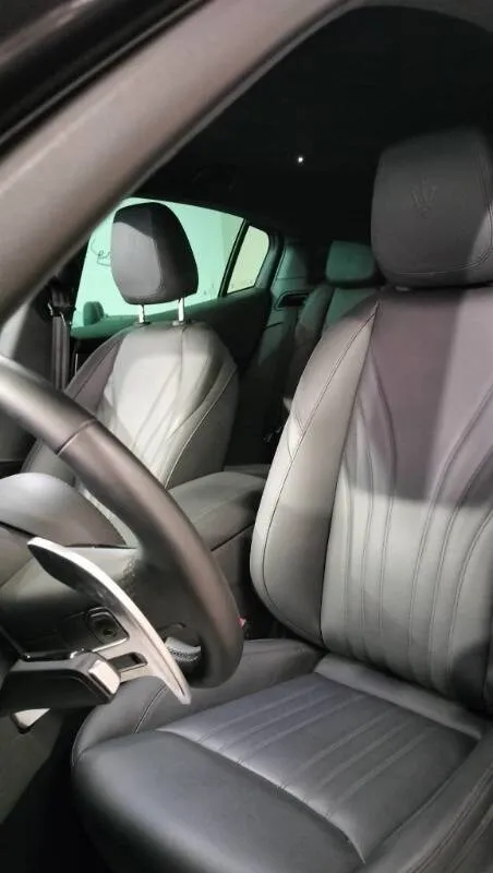 Maserati Grecale 2.0 mhev GT 300cv auto - Immagine 12