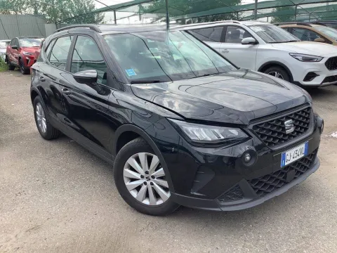 Seat Arona 1.0 ecotsi FR 95cv - Immagine 1