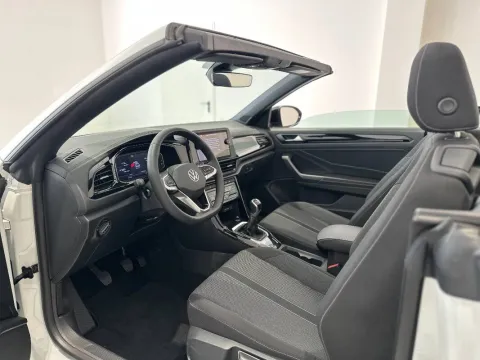 Volkswagen T-Roc Cabriolet 1.0 tsi Style 110cv - Immagine 17