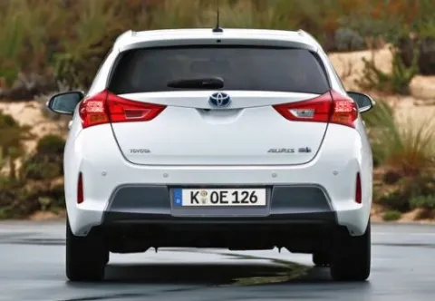 Toyota Auris 5p 1.8h Active eco - Immagine 3