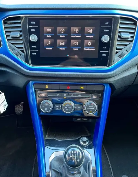 Volkswagen T-Roc 1.6 tdi Style - Immagine 17