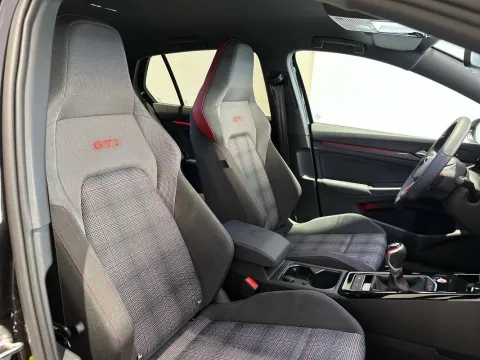 Volkswagen Golf 2.0 tsi GTI 245cv - Immagine 12