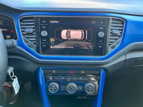Volkswagen T-Roc 1.6 tdi Style - Immagine 18
