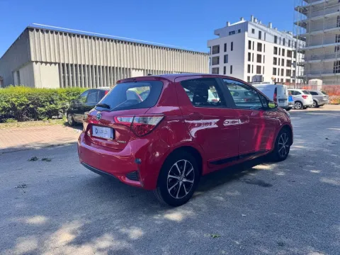 Toyota Yaris 5p 1.5h Active my18 - Immagine 5