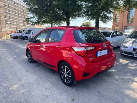 Toyota Yaris 5p 1.5h Active my18 - Immagine 7