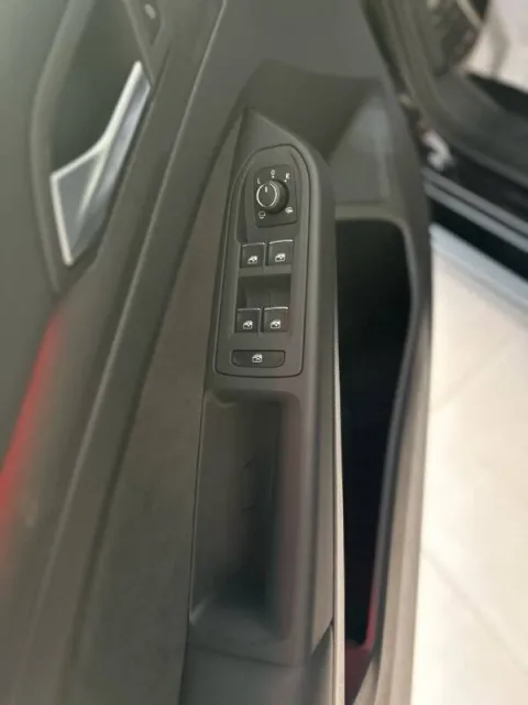 Volkswagen Golf 2.0 tsi GTI 245cv - Immagine 25