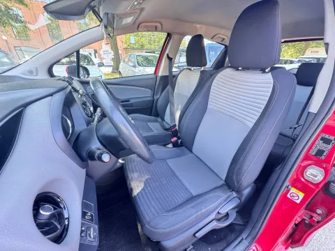 Toyota Yaris 5p 1.5h Active my18 - Immagine 15