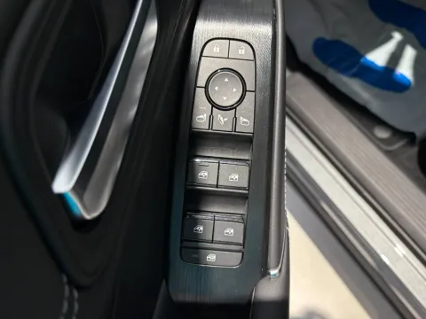 Nissan Qashqai 1.3 mhev N-Connecta 2wd 140cv - Immagine 23