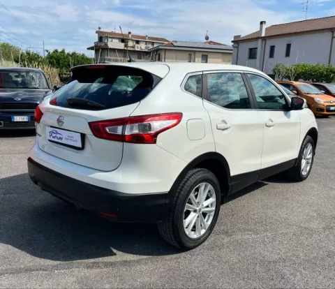 Nissan Qashqai 1.2 dig-t Acenta 115cv - Immagine 5