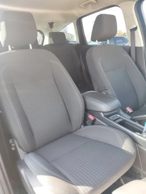 Ford C-Max 1.5 tdci Business s&s 120cv - Immagine 13
