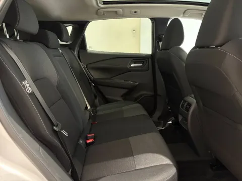 Nissan Qashqai 1.3 mhev N-Connecta 2wd 140cv - Immagine 20