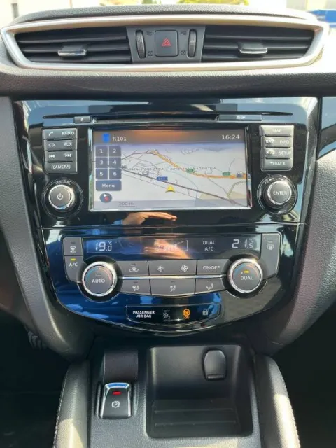 Nissan Qashqai 1.2 dig-t Acenta 115cv - Immagine 17