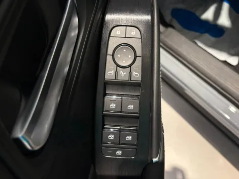 Nissan Qashqai 1.3 mhev N-Connecta 2wd 158cv xtronic - Immagine 16