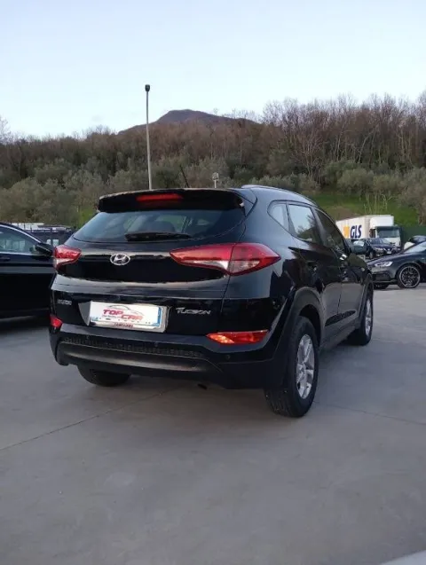 Hyundai Tucson 1.7 crdi Comfort Plus Pack 2wd 115cv - Immagine 5