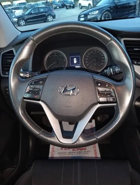 Hyundai Tucson 1.7 crdi Comfort Plus Pack 2wd 115cv - Immagine 9