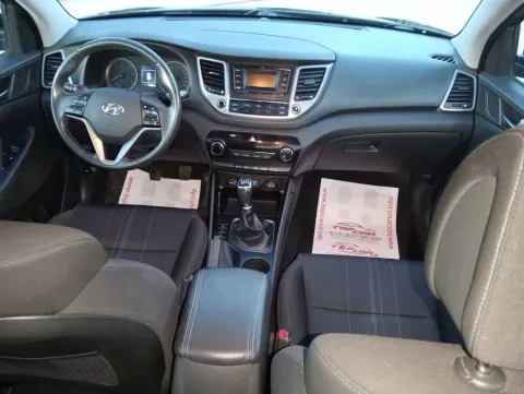 Hyundai Tucson 1.7 crdi Comfort Plus Pack 2wd 115cv - Immagine 13