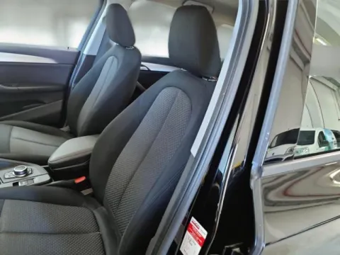 BMW X1 sdrive18d Business Advantage auto - Immagine 11