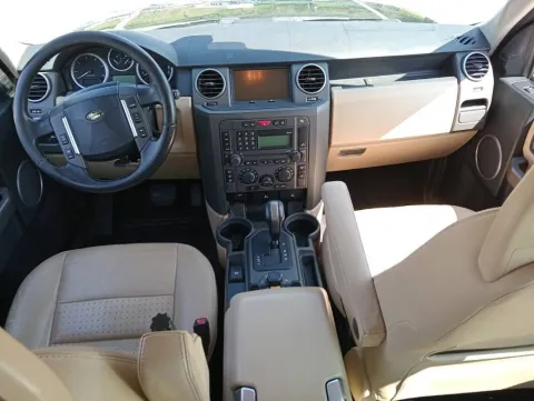 Land Rover Discovery 2.7 tdV6 SE - Immagine 9