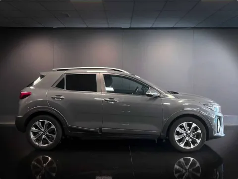 Kia Stonic 1.0 t-gdi mhev Style 100cv imt - Immagine 1
