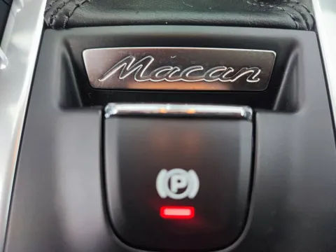 Porsche Macan 2.0 245cv pdk - Immagine 19