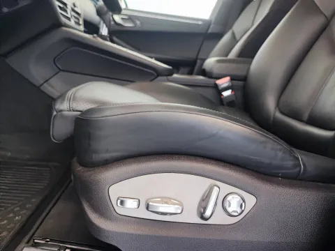 Porsche Macan 2.0 245cv pdk - Immagine 20